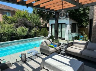 6 Devonridge Cres, Toronto, ON M1C5B1