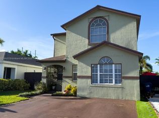 Paul Marks Sub, Miami, FL 33177