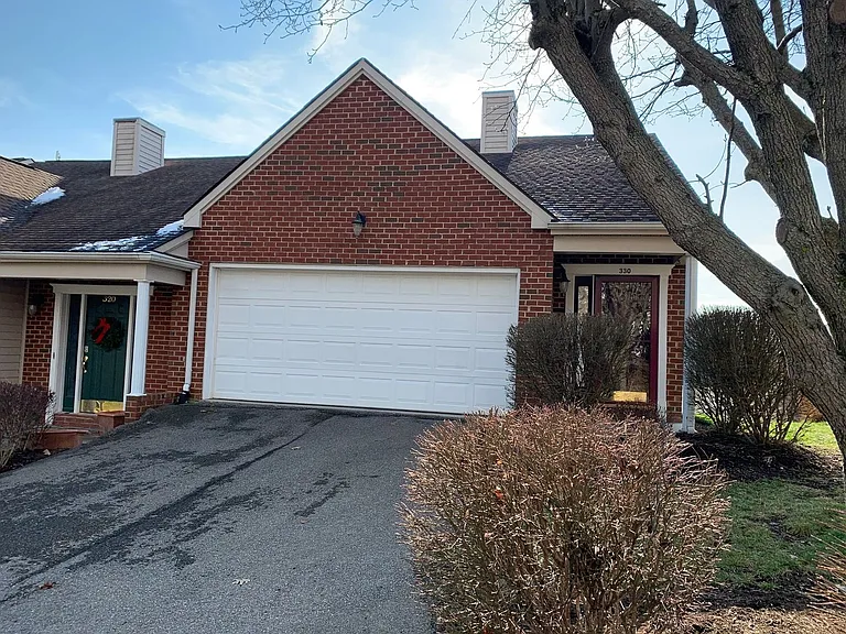 330 Pin Oak Dr — Photo 23
