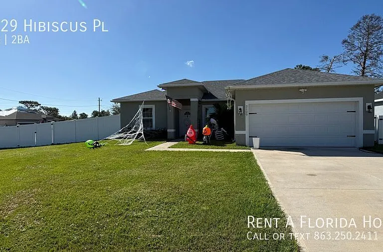 2129 Hibiscus Pl — Photo 1