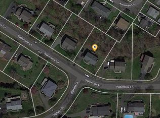 15 Rakentine Ln, Garnerville, NY 10923