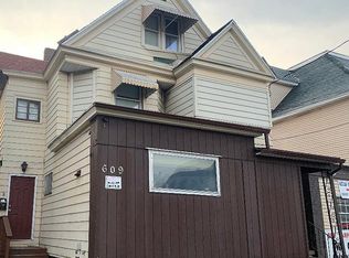 609 Mohawk St, Utica, NY 13501