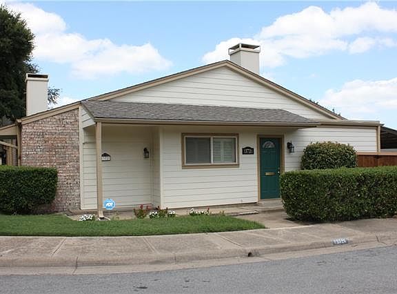 3rd image of 13726 Brookgreen Cir