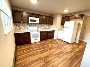 1129 Darby St APT B, Colorado Springs, CO 80907