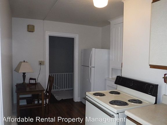 4th image of 122 E Antietam St APT 3