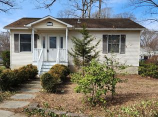 1202 Hampton Rd, Annapolis, MD 21409