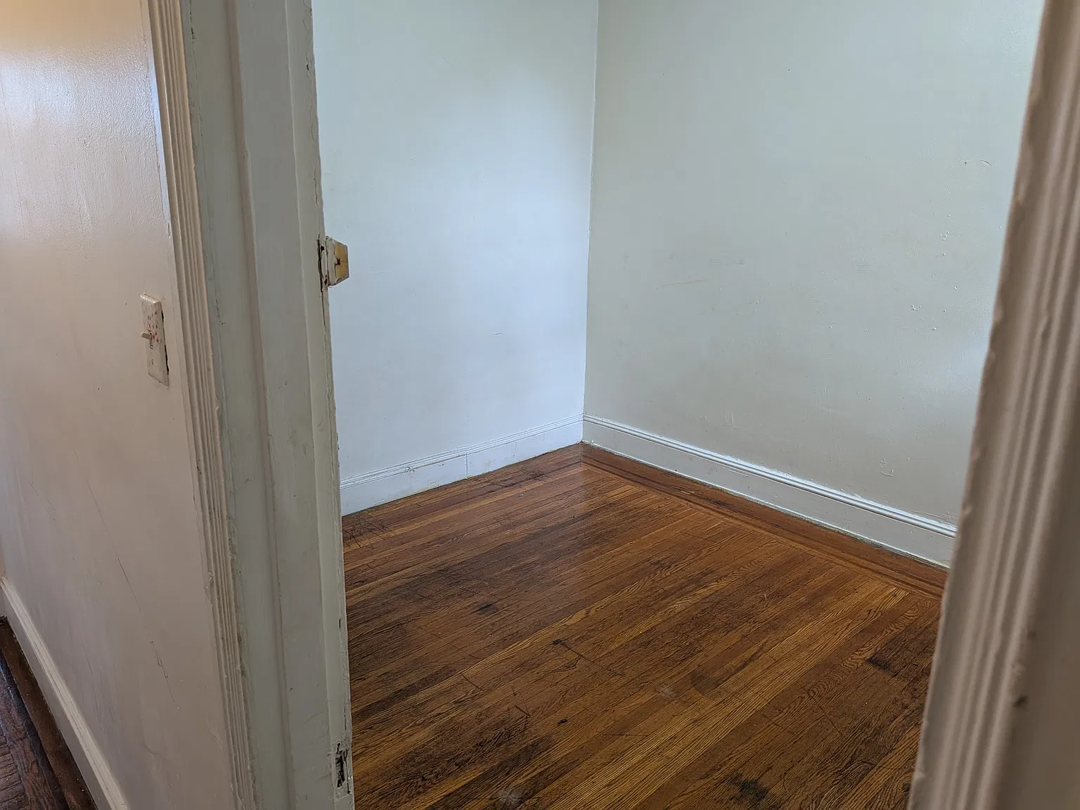 2 bed, $1,200 — Photo 4