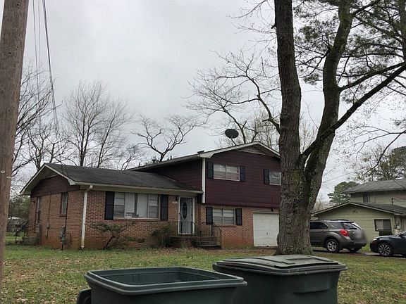 3rd image of 5018 Lori Cir NW