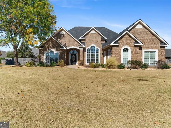 109 Roseine Dr, Warner Robins, GA 31088