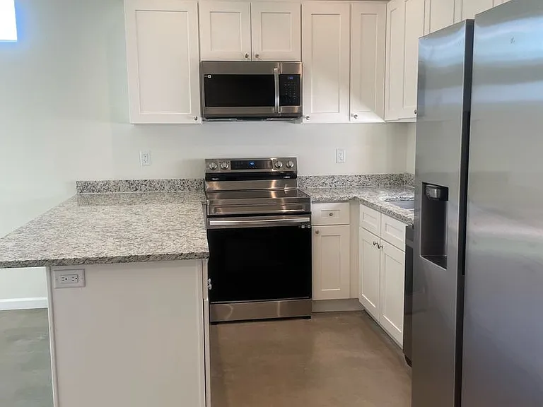 Greenhaven Apartments — Photo 6