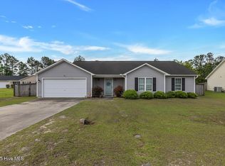 188 Ashbury Park Ln, Richlands, NC 28574