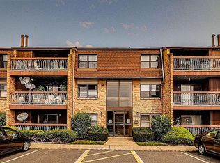 1721 Raspberry Ct, Edison, NJ 08817