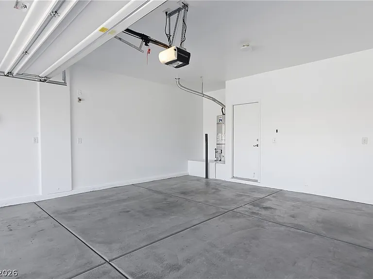 1053 Cactus Rock St — Photo 35