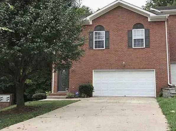 202 Wyndom Ct, Goodlettsville, TN 37072