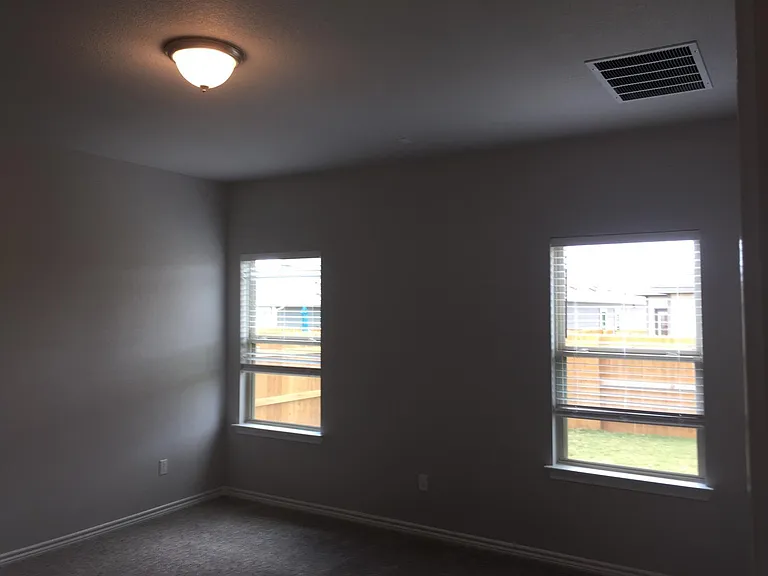 240 Syrah Ct — Photo 13
