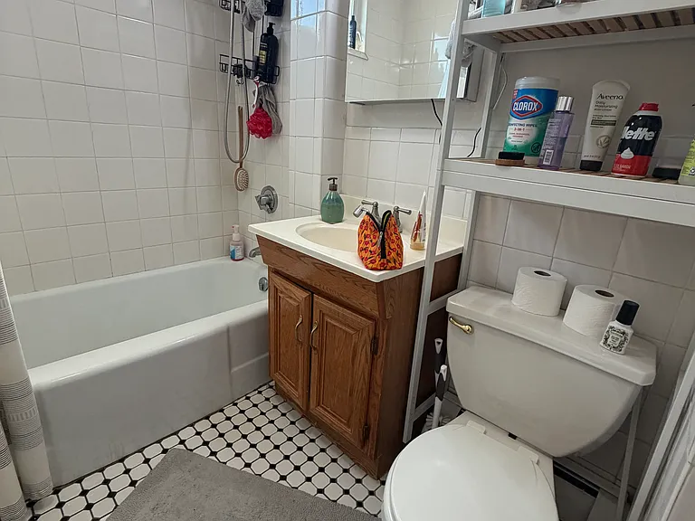 4 Boston Ave #6 — Photo 32