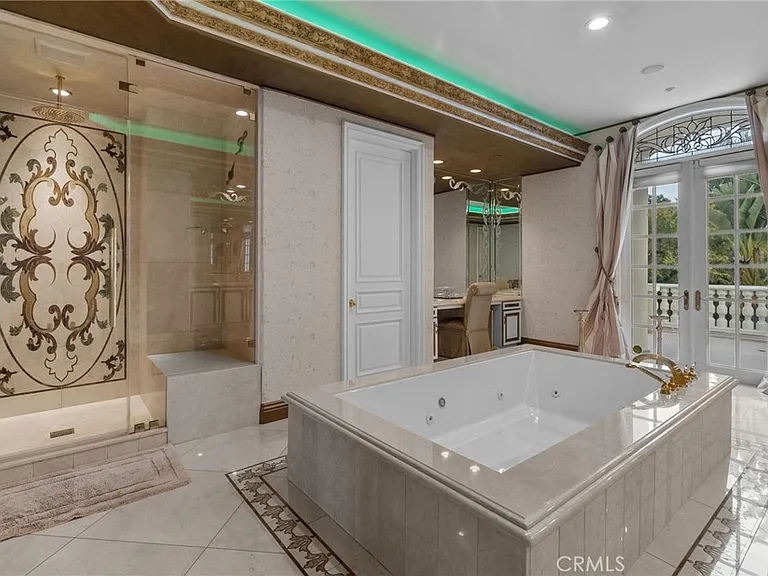 3724 Winford Dr — Photo 54