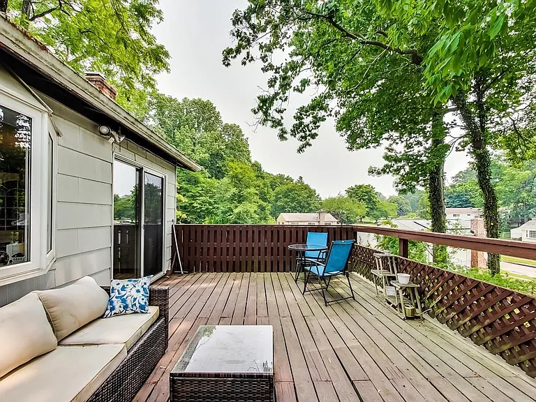 4704 Lance Ct — Photo 22