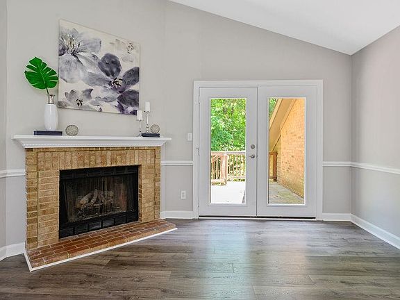 3rd image of 500 W Woodcroft Pkwy APT 11A