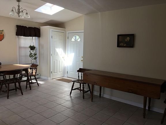 2nd image of 15 S Garden St