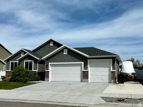2045 E Mine Rock Rd, Tooele, UT 84074