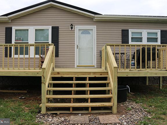 3rd image of 409 Sky Valley Dr