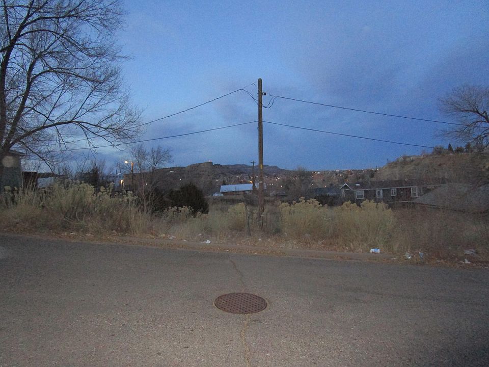 2nd image of 711 Madison St