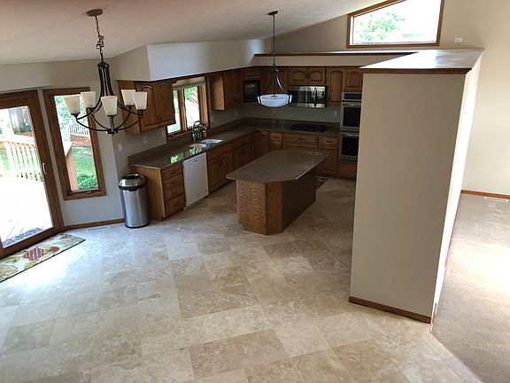4th image of 1212 S Stoney Pointe Ct
