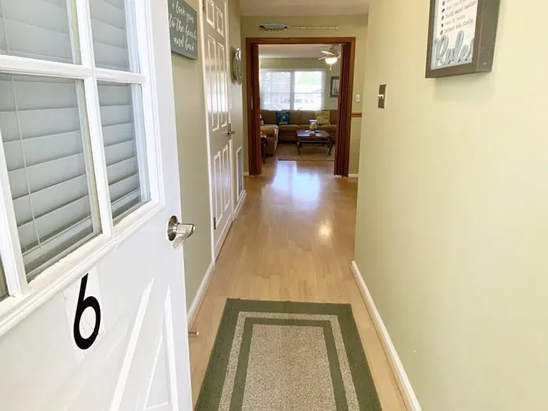 10 SE Central Ave #6 — Photo 12