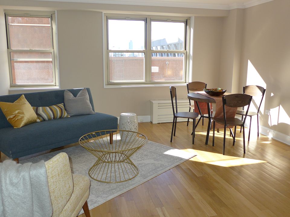 1st image of 80 N Moore St APT 4K