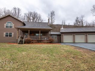 131 Dogwood Ln, Jersey Shore, PA 17740