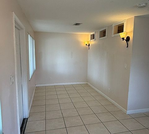 4th image of 5972 NW 19th St APT 3