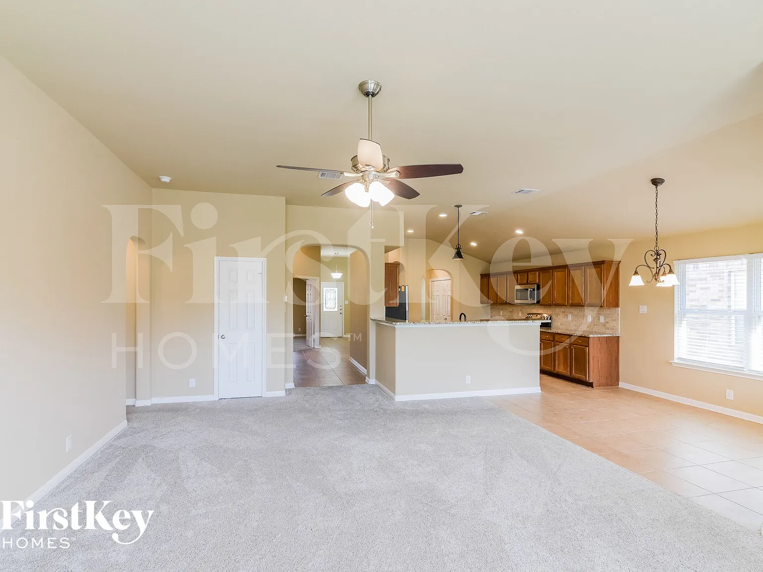 4 bed, 2.0 bath, 2130 sqft, $1,870 — Photo 4