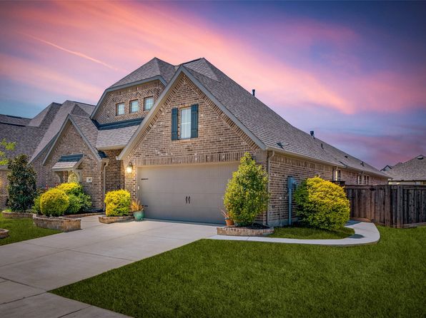 807 Knoxbridge Rd, Forney, TX 75126