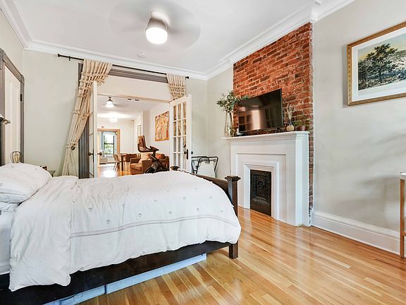 4th image of 200 Saint Marks Ave APT 2
