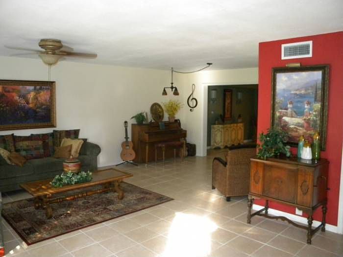 Large Rooms Throughout