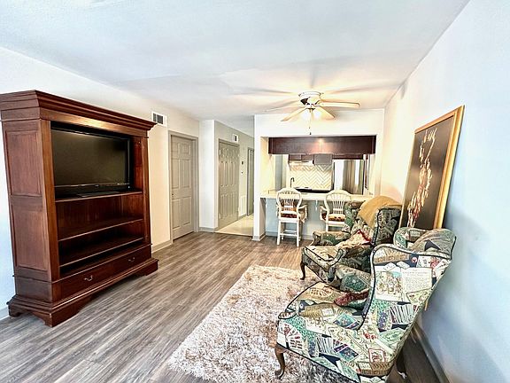 4th image of 3300 Yorktown St APT 22