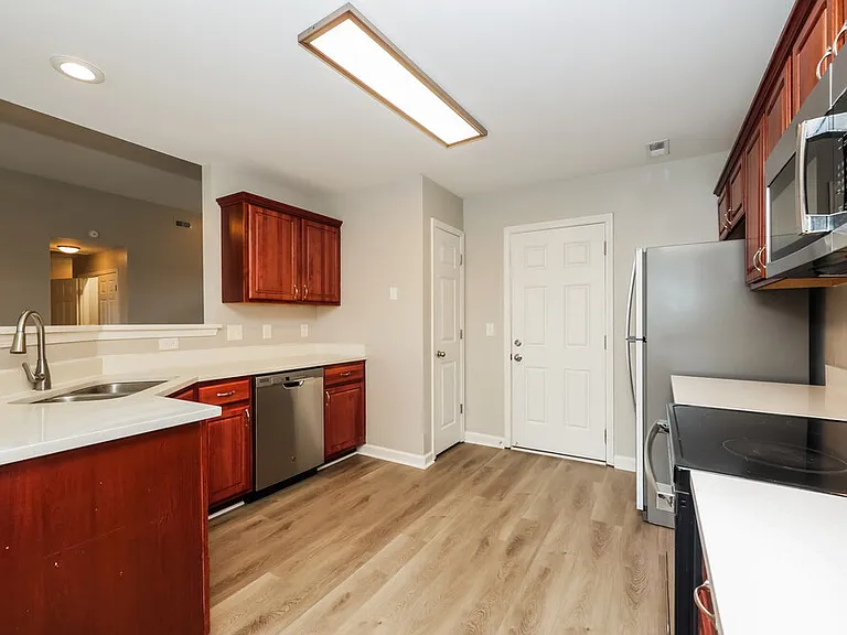 2945 Hearthside Dr — Photo 8