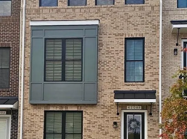42088 Picasso Sq, Ashburn, VA 20148