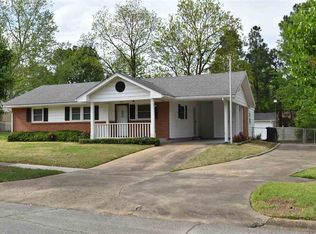 712 Locust Dr, Jonesboro, AR 72401