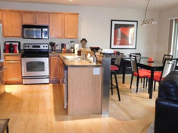 3rd image of 1780 Sara Ct