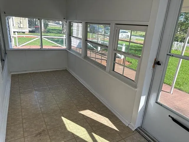 140 W Cora Lee St — Photo 9