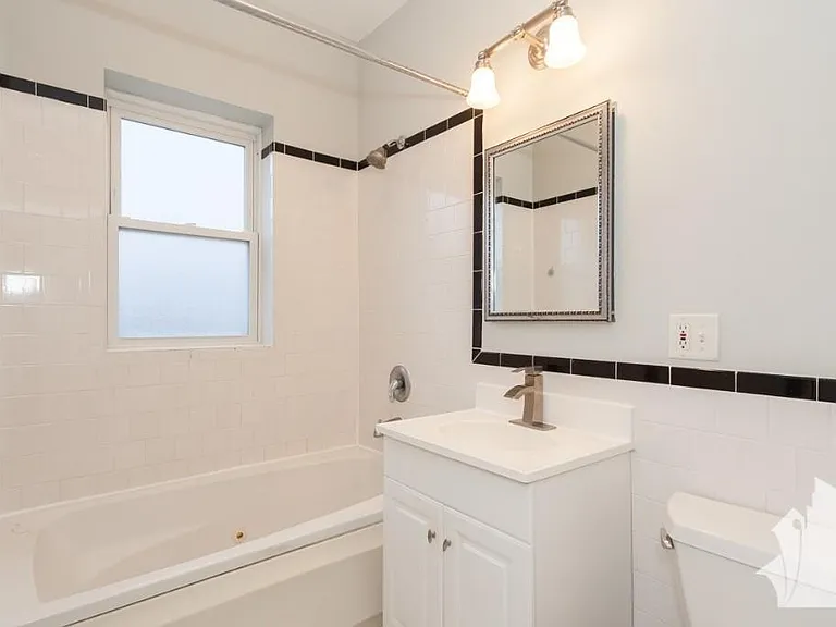 4808-12 N Paulina St #4812-1 — Photo 8