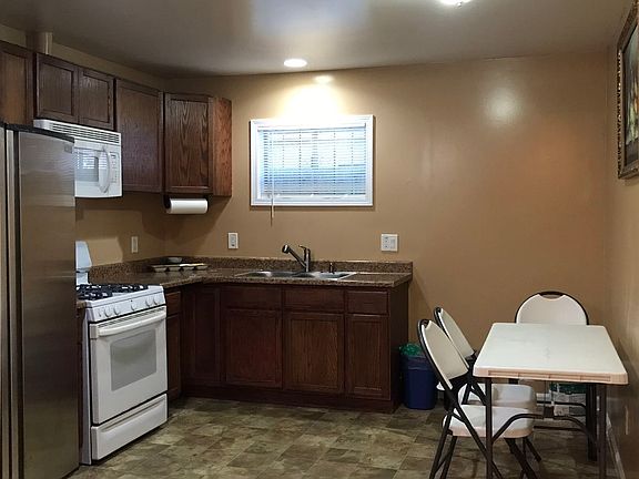 4th image of 5143 W Rosecrans Ave