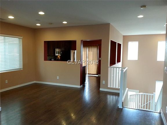 5th image of 10742 Holmfield St