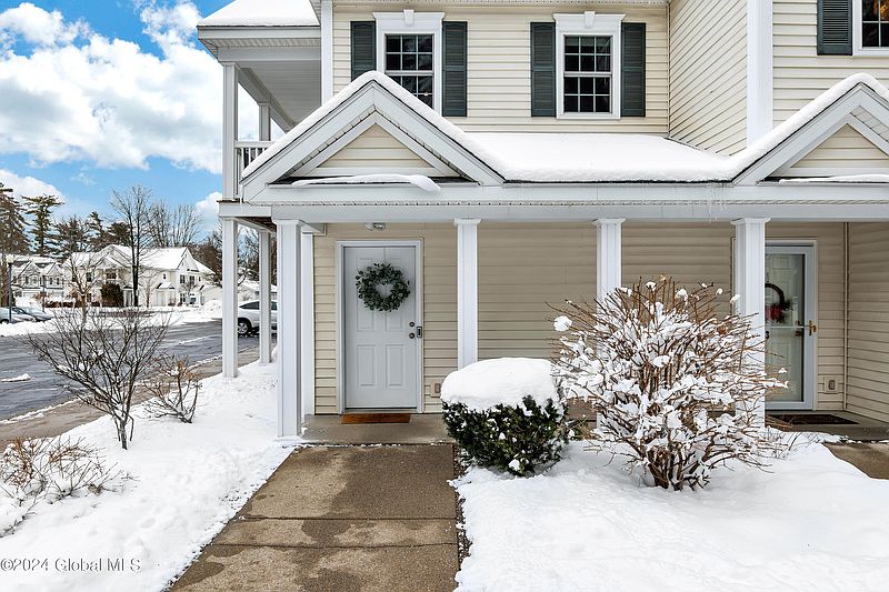 2nd image of 14 Ellis Avenue #8