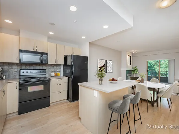 285 Newport Dr #418, Pt Moody, BC V3H 5J6