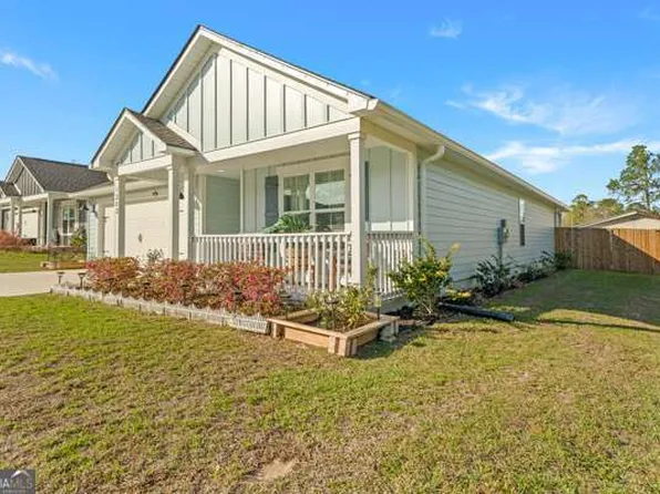 5202 Grand Oak Cir, Lake Park, GA 31636