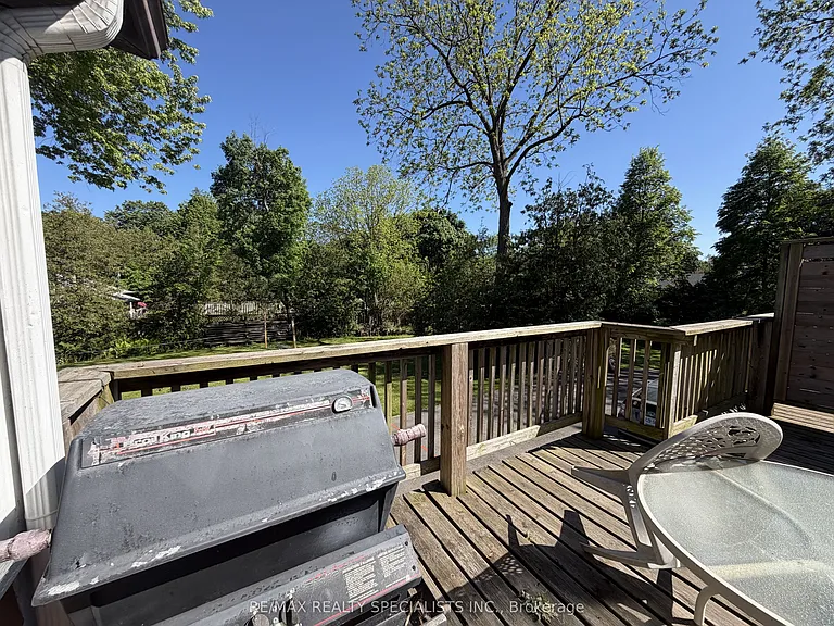 1190 Clarkson Rd N — Photo 22