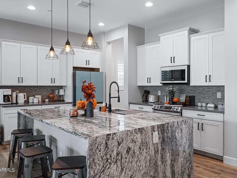 1st image of 12090 W Peak View Rd